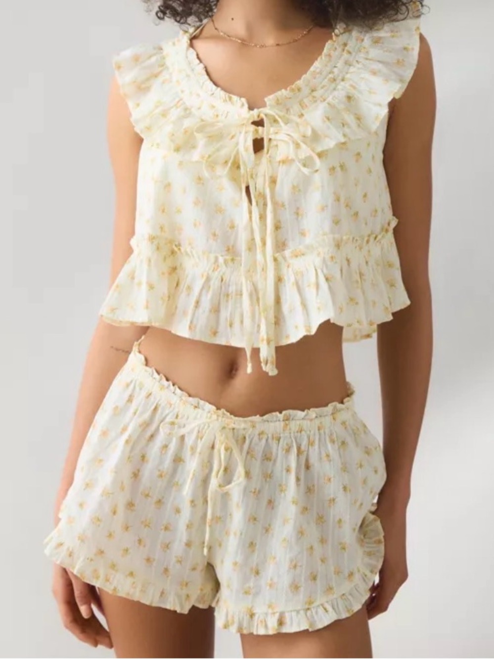 Urban Outfitters cotton ruffle floral babydoll top and shorts pajama set medium